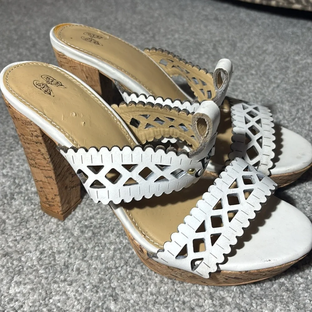 Vintage Victoria's Secret White leather Platform heels Cork heel cutout sandal